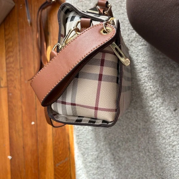 Burberry Beige and Brown Crossbody Bag - Picture 10 of 15